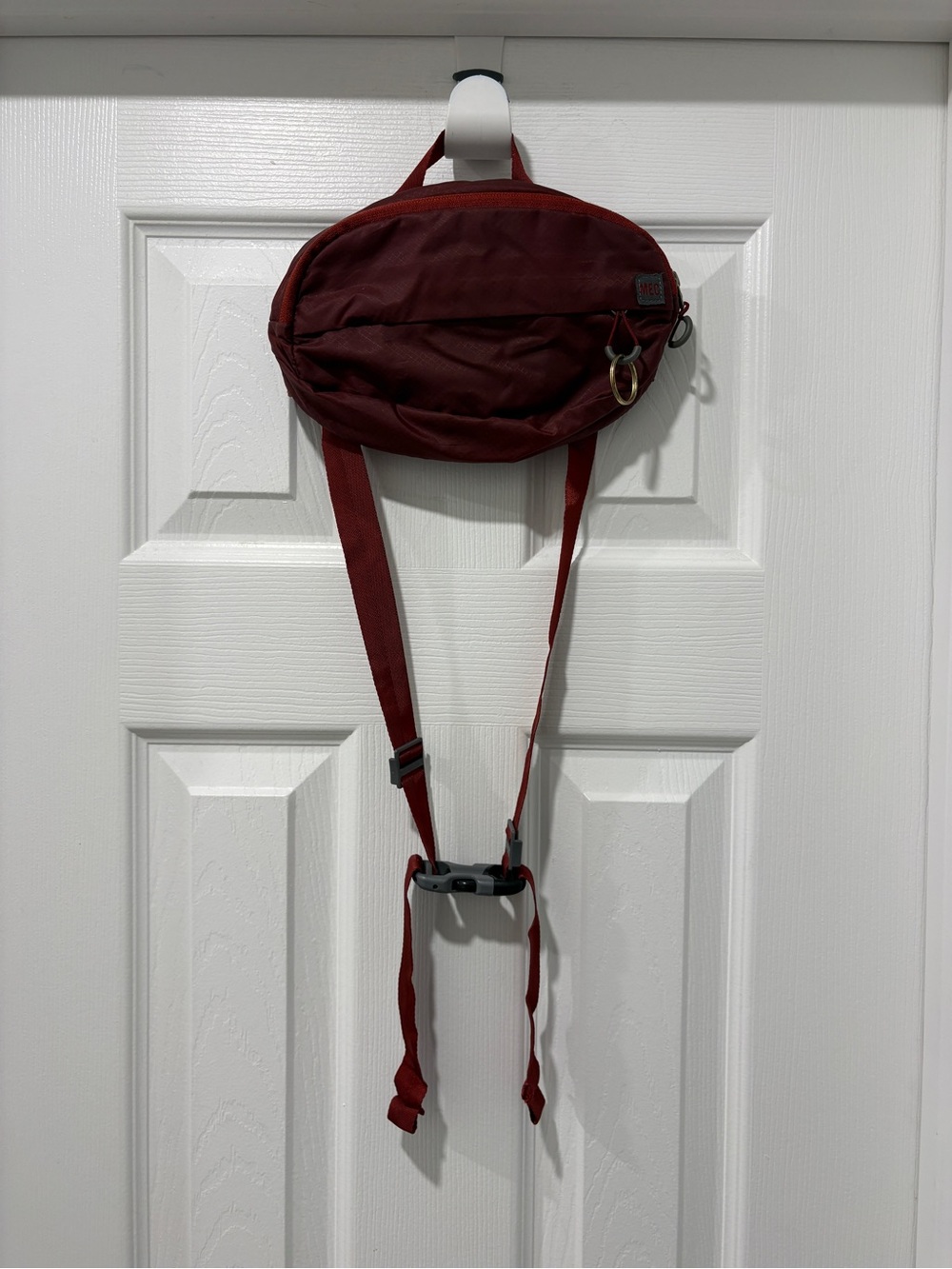 Women’s mountain equipment co-op fanny pack / side bag small size